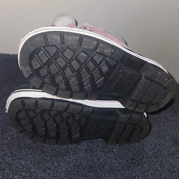 Cat & Jack Pink and Black Girl Winter Waterproof Snow Boots Size 13 Little Girls - Picture 13 of 15